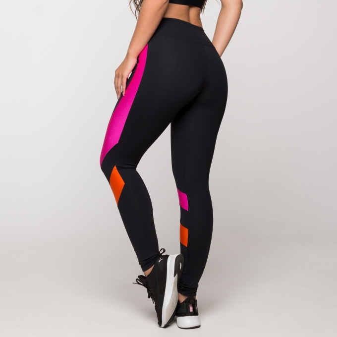 Calça Legging Fitness Poliamida Recortes Laterais Tóquio